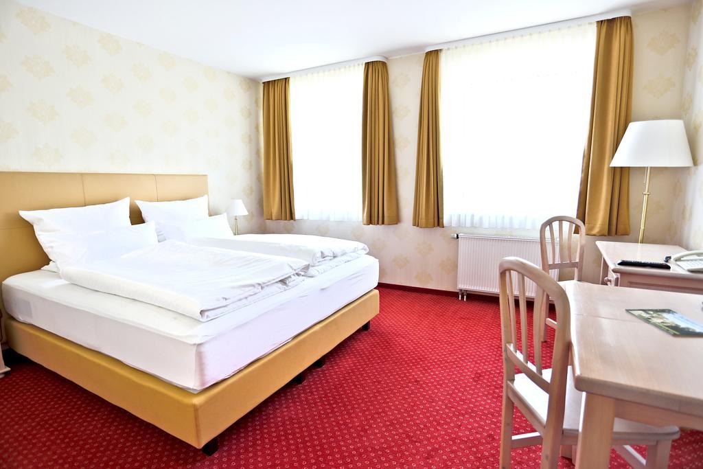 Parkhotel Woerlitz Oranienbaum-Woerlitz Δωμάτιο φωτογραφία